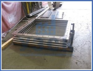 прямоугольные линзовые компенсаторы в Узгене