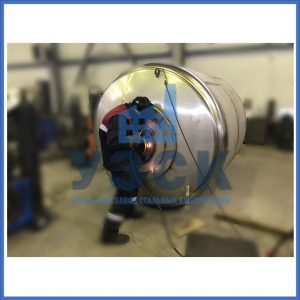 Купить ёмкости и баки из нержавеющей стали от завода УЗСК в Узгене